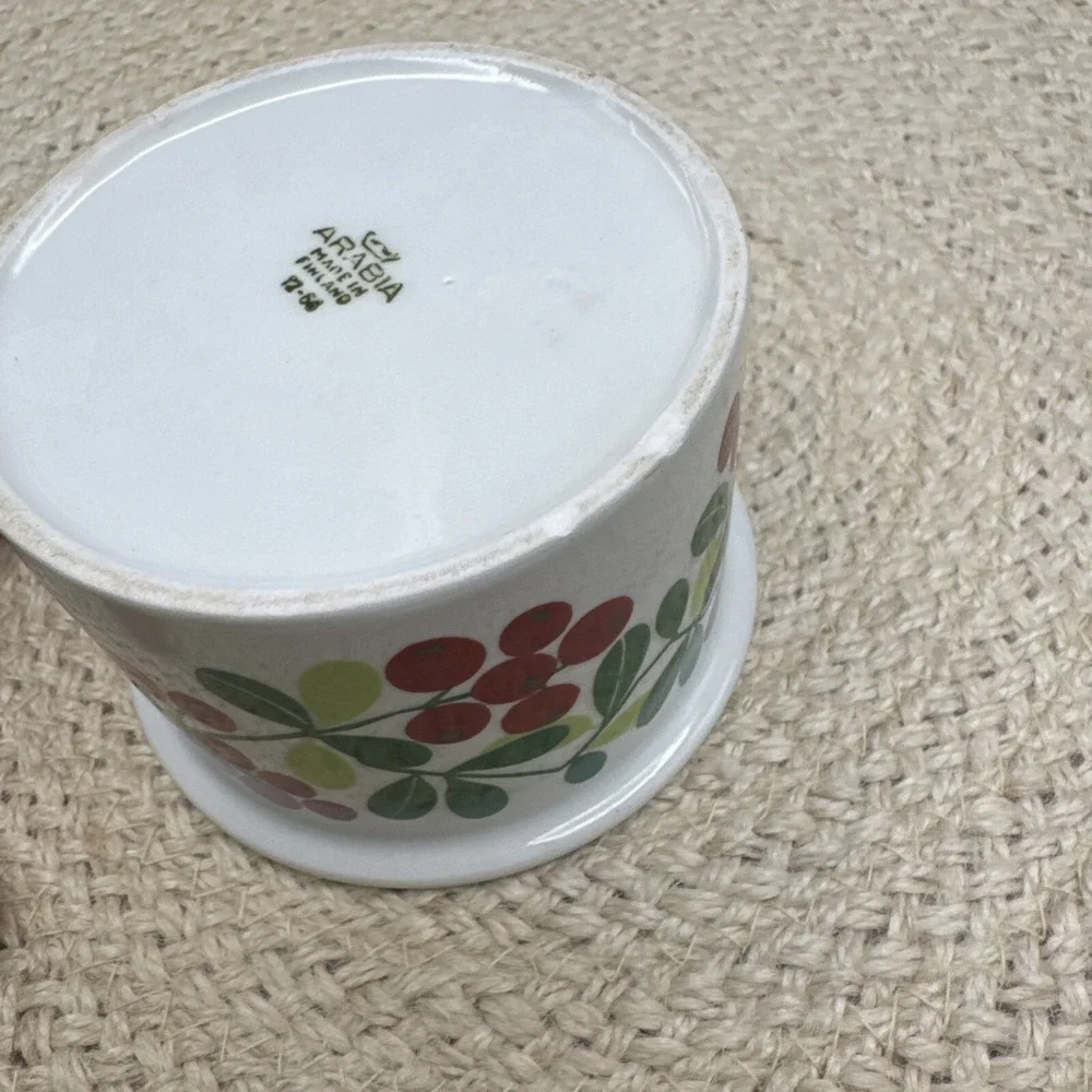 Arabia Finland Pomona Jam Jar or Sugar Bowl Red Berries Vintage‎ 60s AS IS